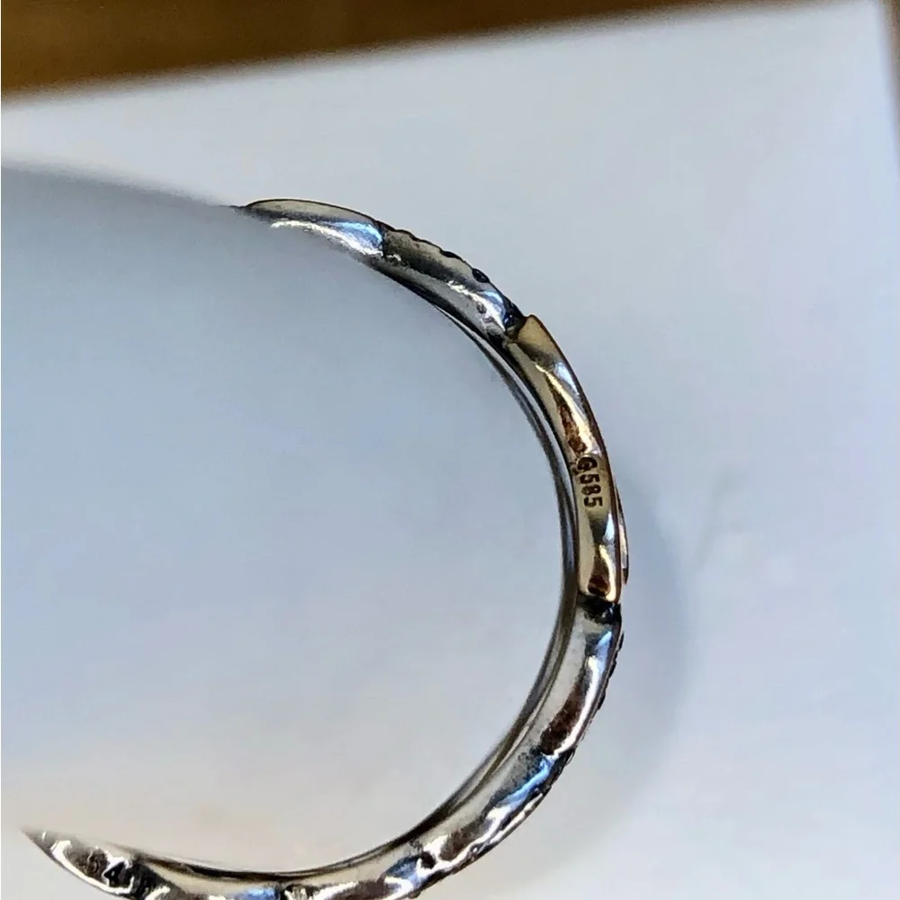 S⭕️LD‼️Pandora Infinite Love Ring Two Tone Size 7/54 - Picture 9 of 10